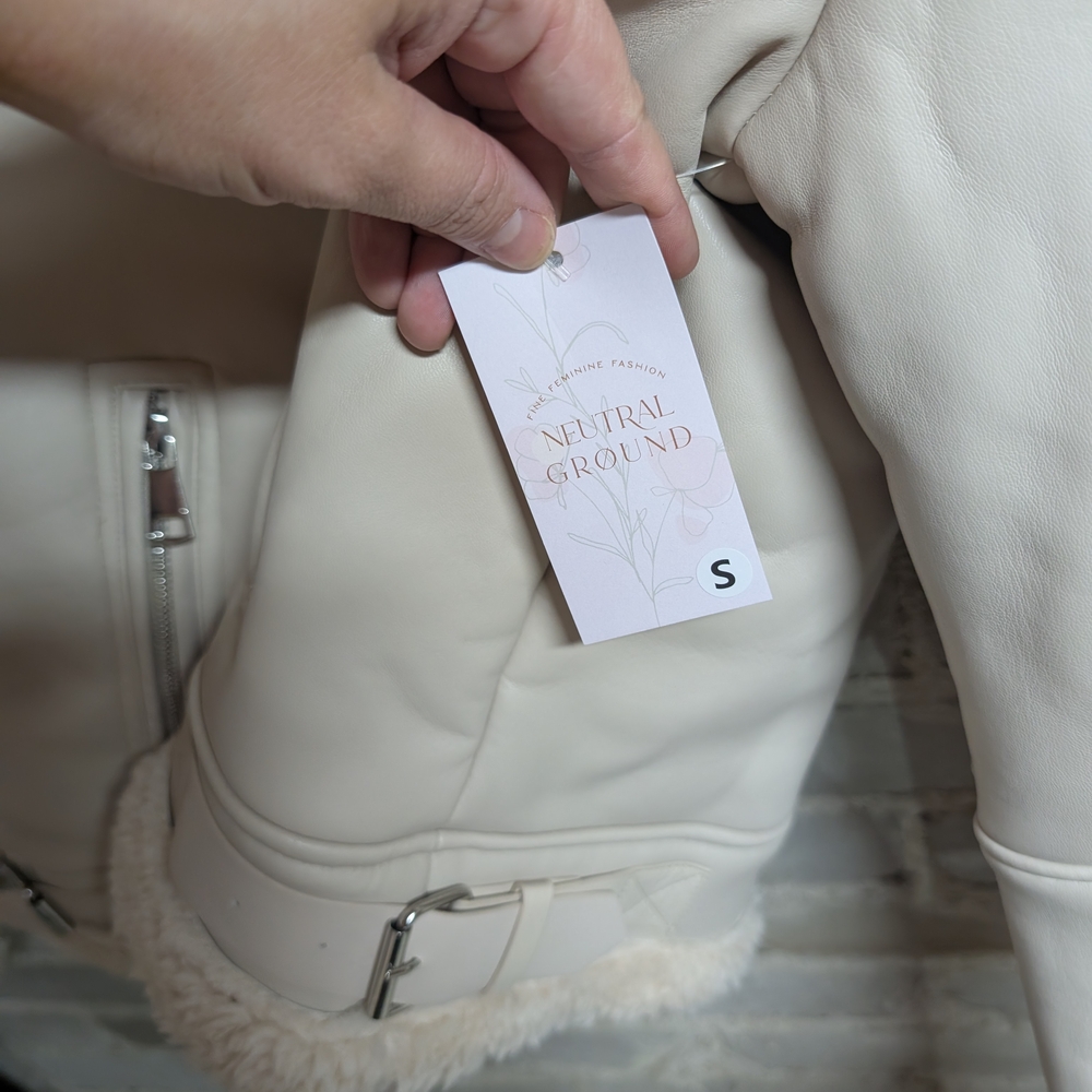 Beige Faux Shearling Women's Jacket - Picture 4 of 5